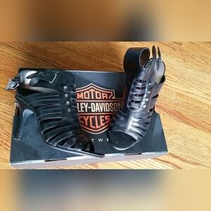 Harley-Davidson Black Strappy Ankle Buckle Heels- US 6.5